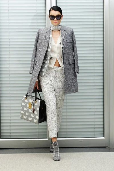 Look 4